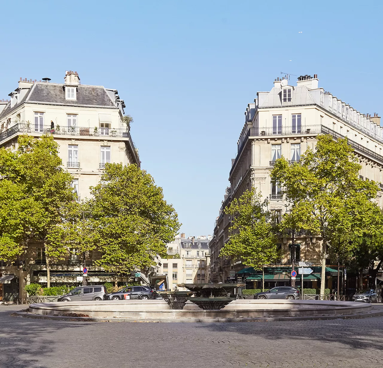 Phot of Place Victor Hugo