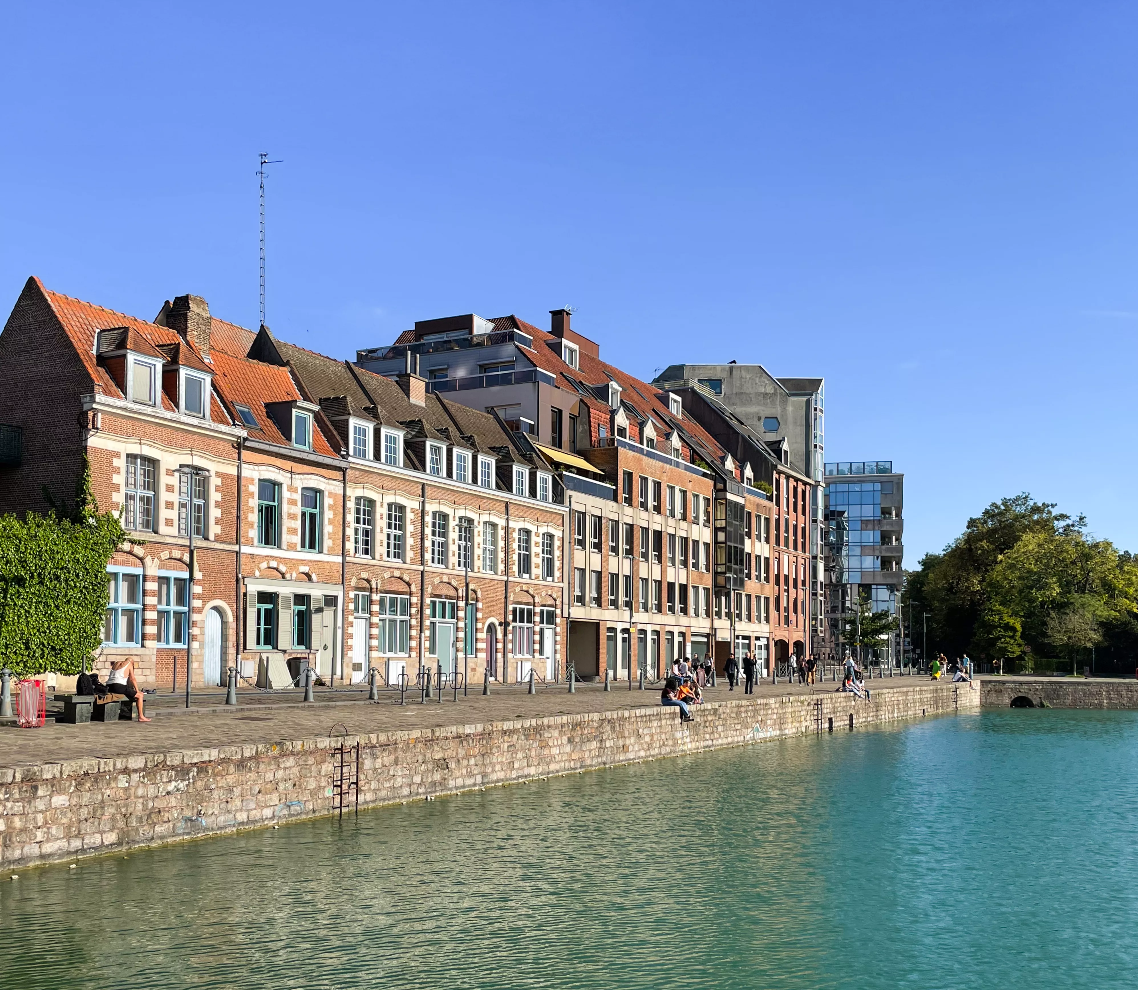 appartement with river view in Lille