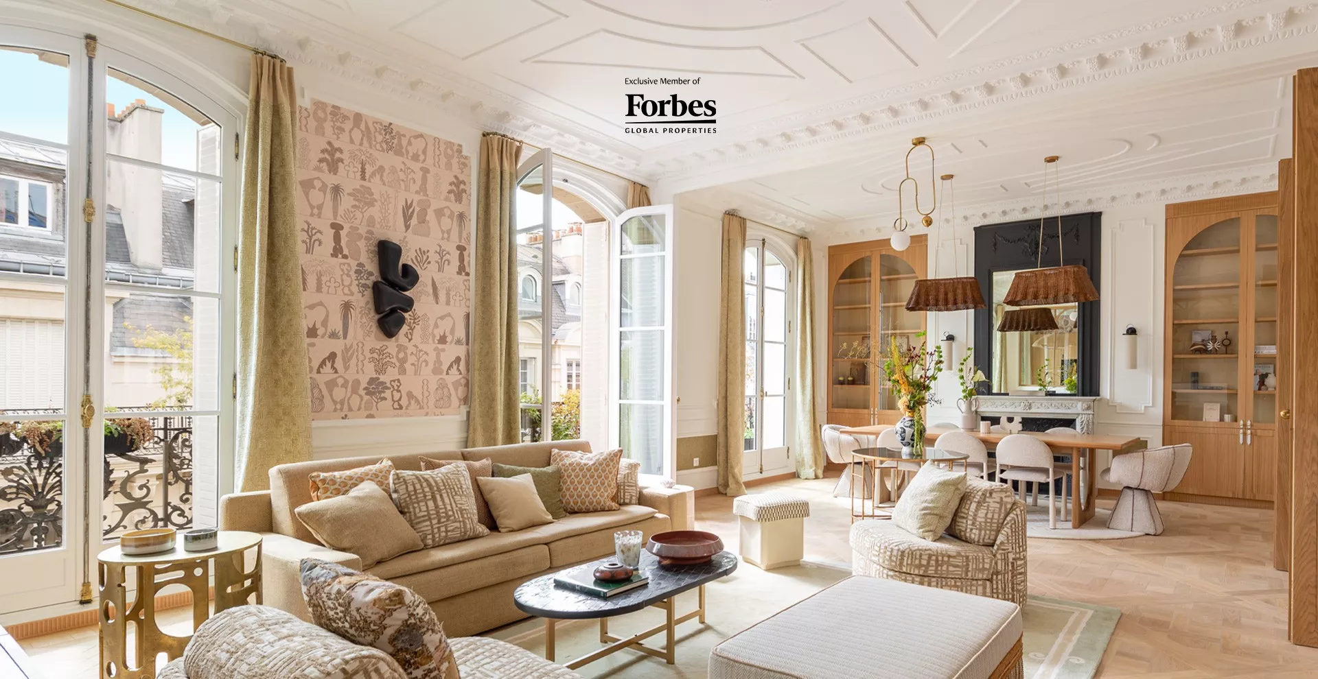 Intérieur d'un appartement de luxe à Paris vendu par l'agence immobilière de luxe Junot