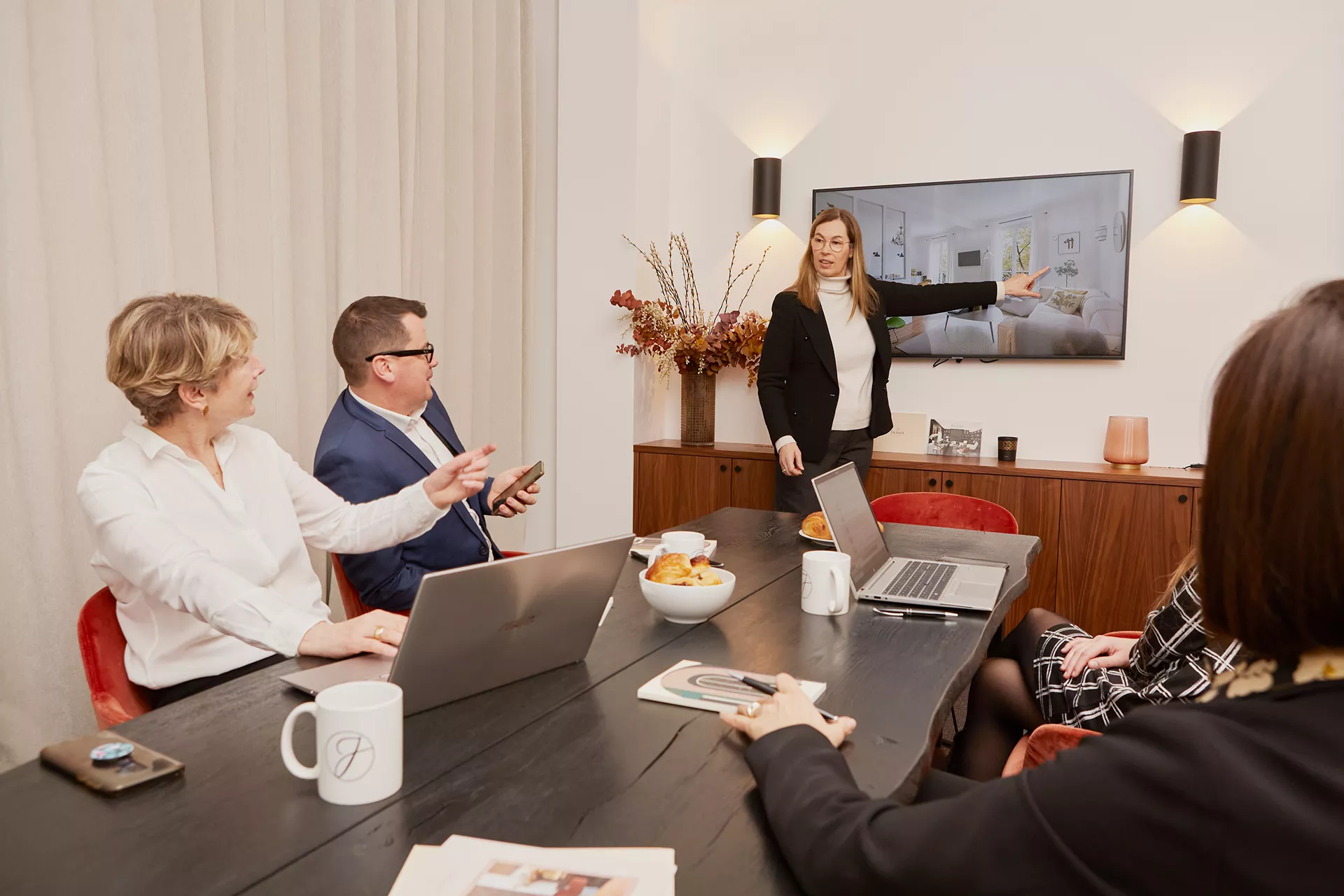 Legal training in a Junot agency