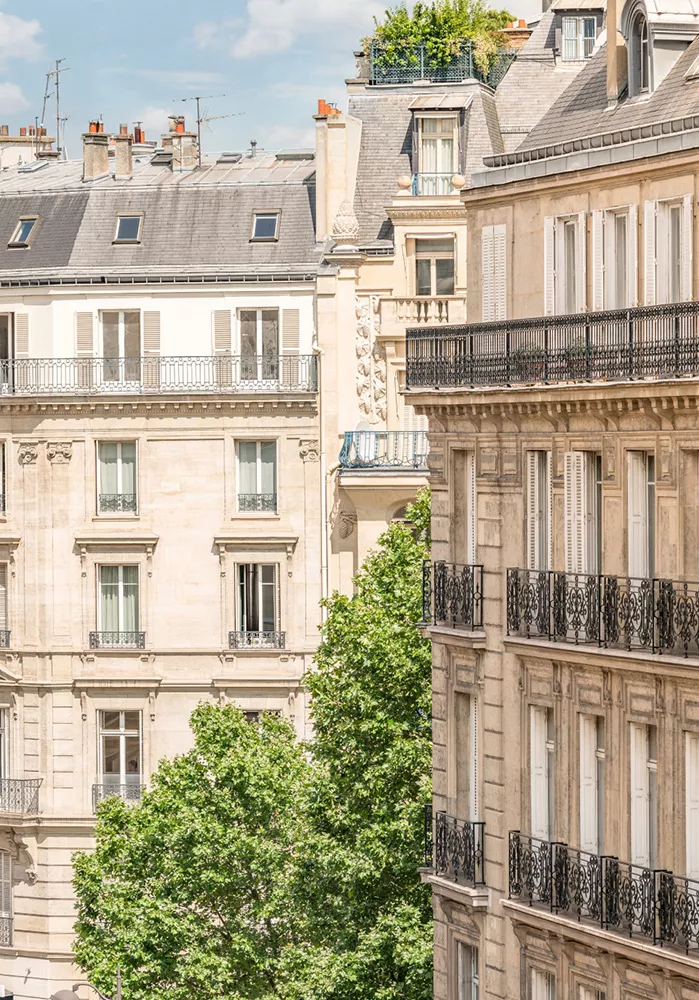 Photo de deux immeubles de type haussmannien à Paris