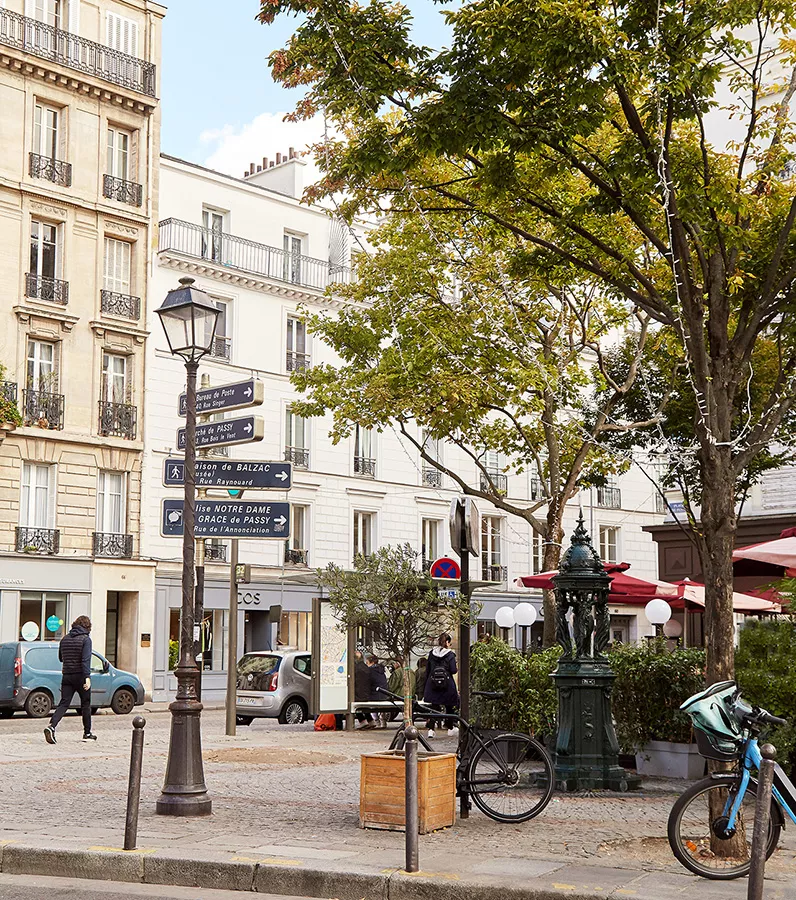Premium location Paris 16th arrondissement